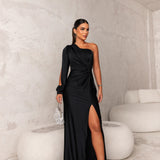 Anna™ - Elegantní silueta šatů