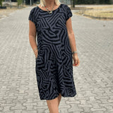 Nelia™ – Stylové Tisknuté Letní Šaty