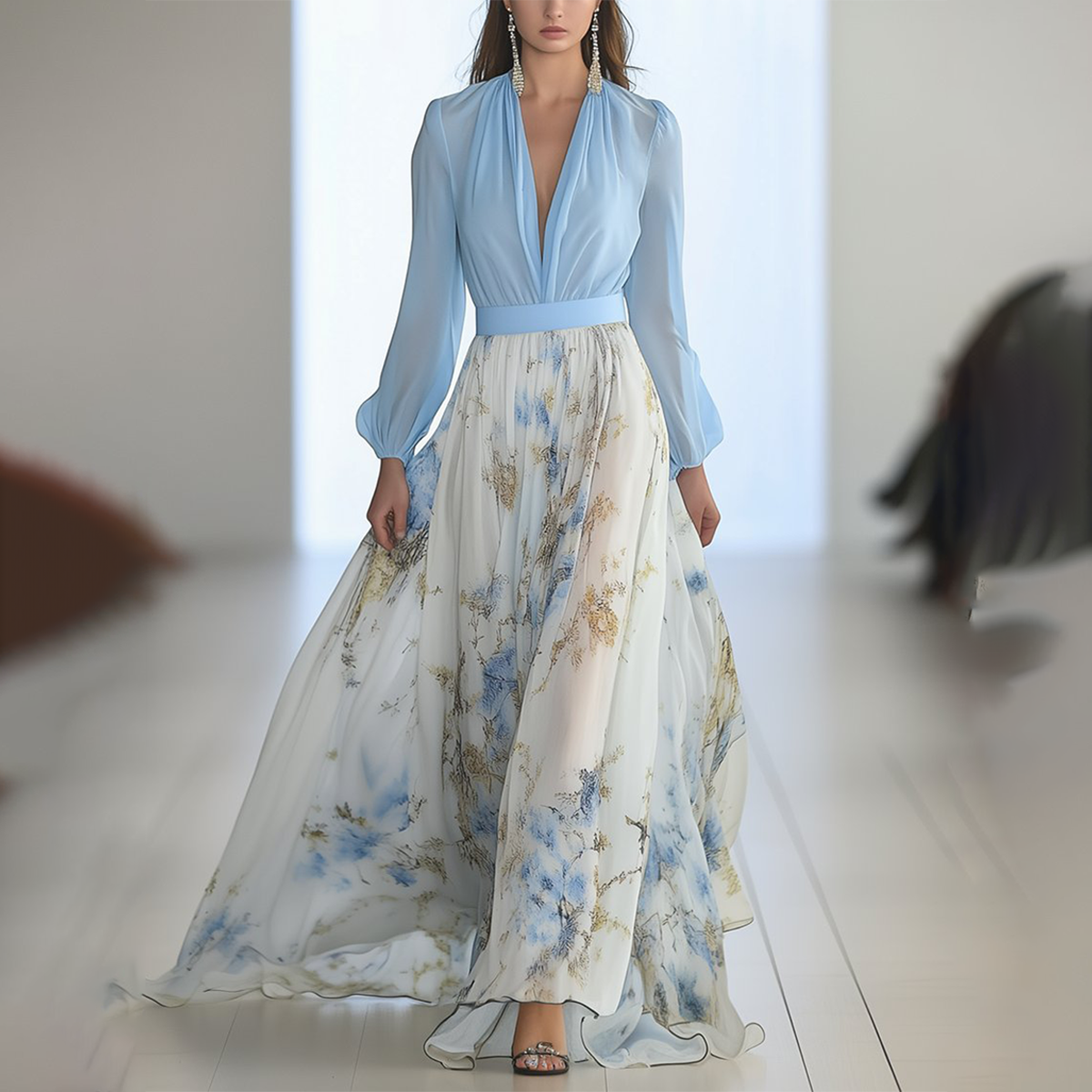 Fiorella | Elegantní maxikabát s květinovým potiskem