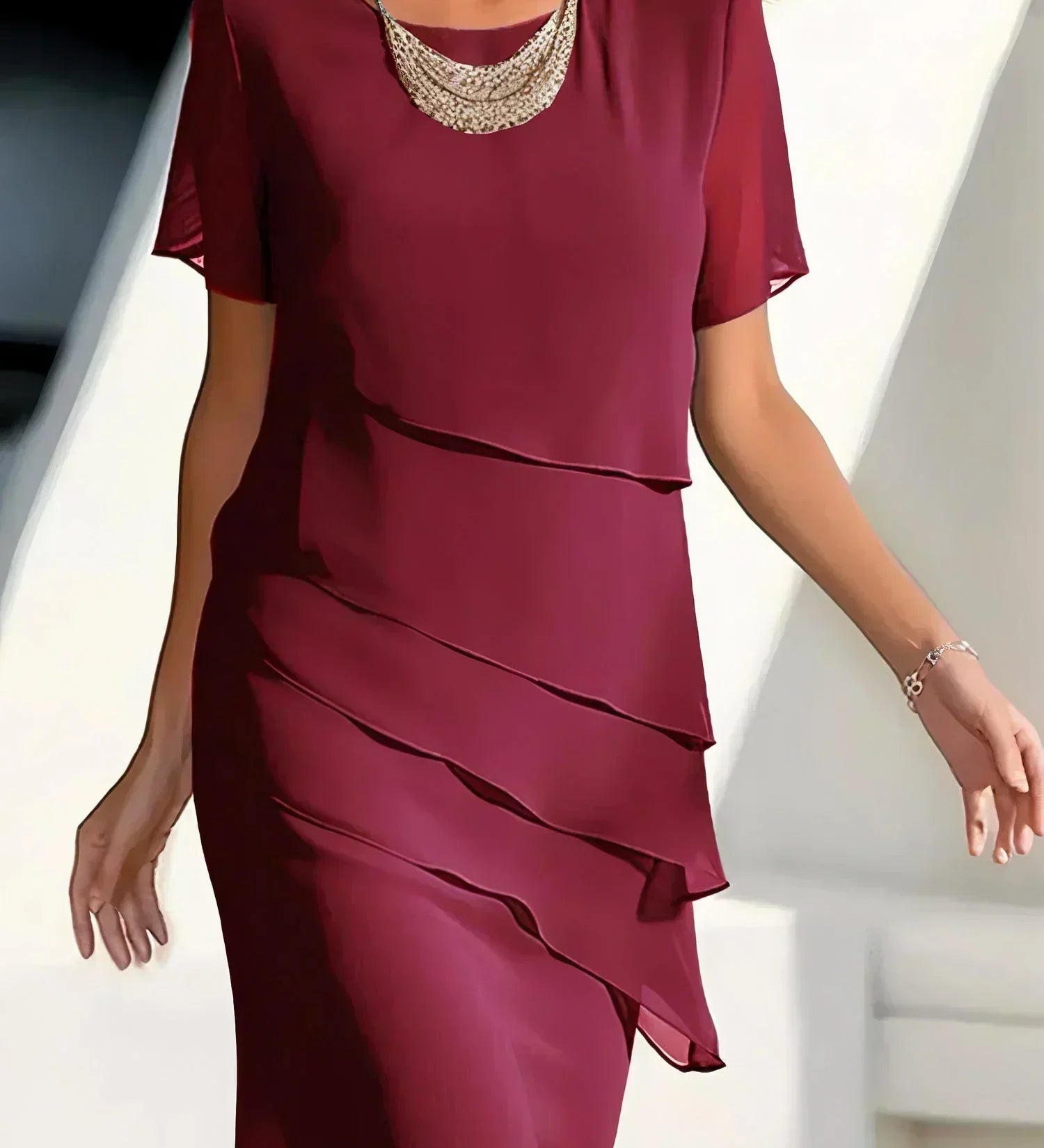 Kendra | Stylové šaty s postavu lichotícím designem