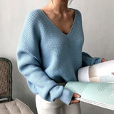 Dámský Oversize Svetr s Výstřihem do V – Pohodlná a Elegantní Pletenina