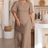 Elegantní dlouhá černá šaty pro ženy - Chic a nadčasové šaty