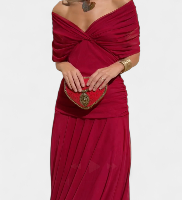 Dlouhá dámská šaty s výstřihem do V a květinovým vzorem – Elegantní a vzdušný outfit