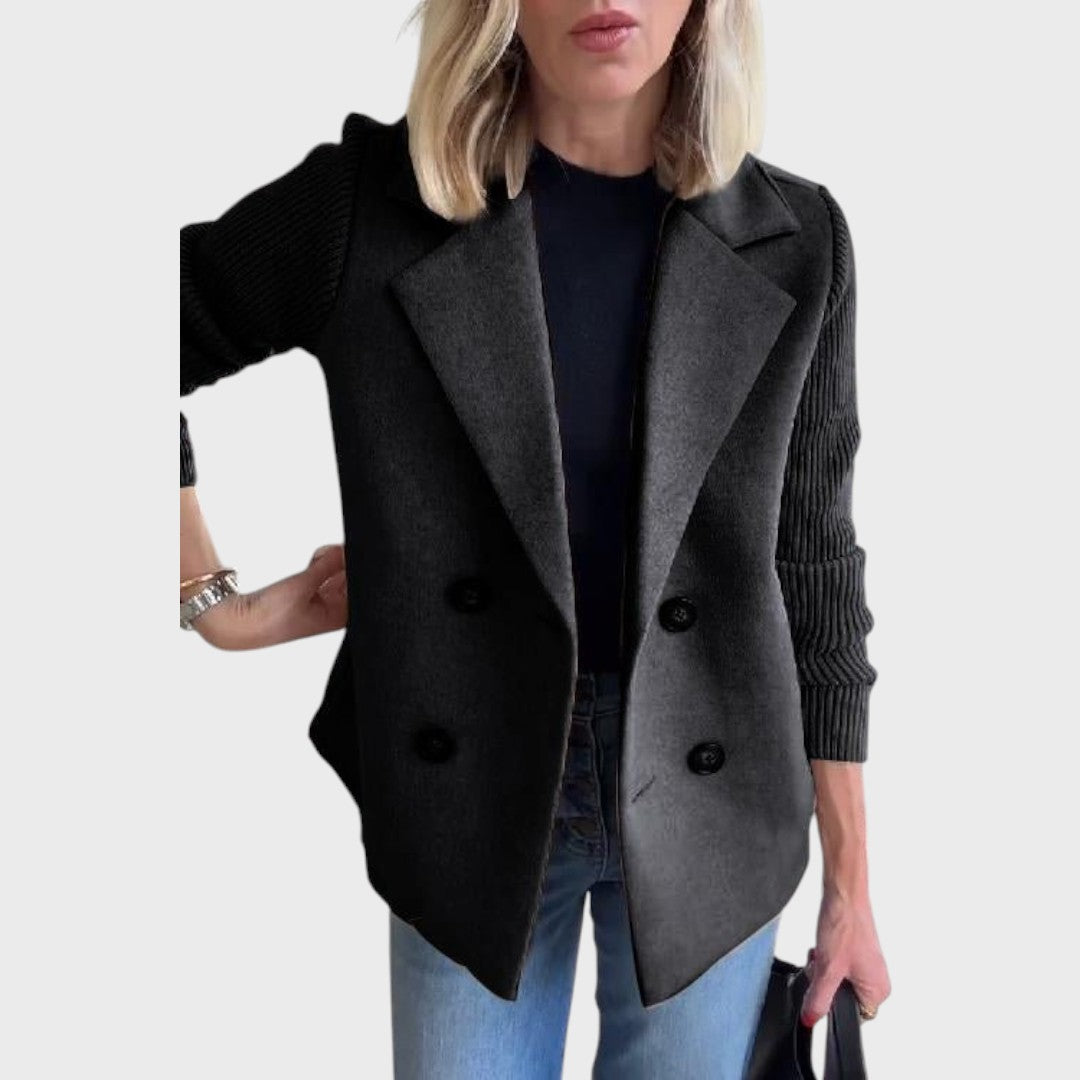 Emma – Elegantní žakett s pletenými rukávy