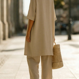 Minimalistický třídílný set z lnu a bavlny – pohodlný outfit na každý den